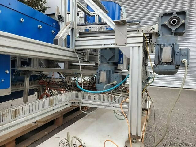 Automotive Assembly Cell with Grimm Feed - Textilian