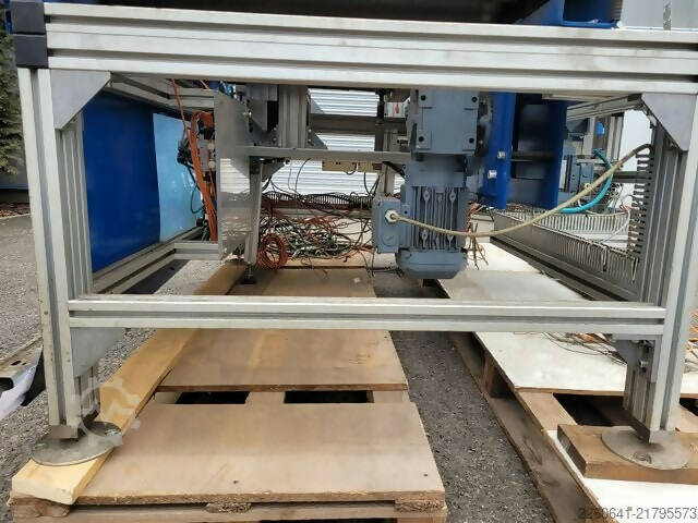 Automotive Assembly Cell with Grimm Feed - Textilian