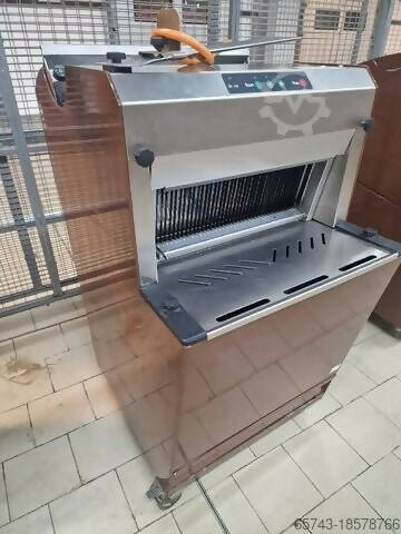 Bread Slicer - Textilian