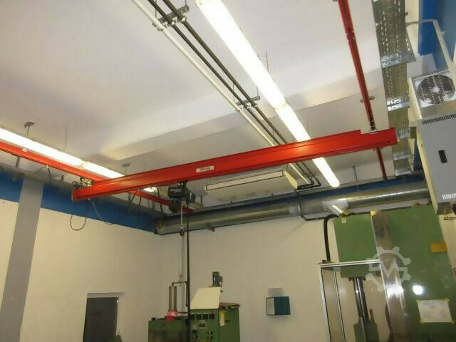 Gantry crane Sky Hall Crane - Textilian