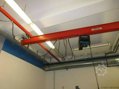 Gantry crane Sky Hall Crane - Textilian